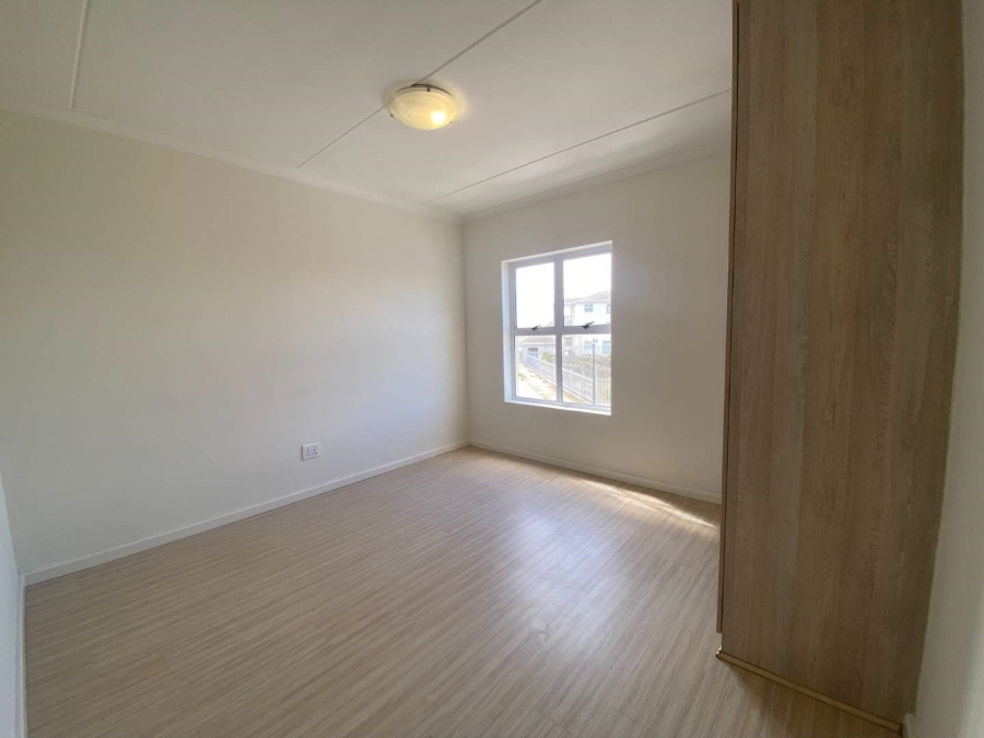 2 Bedroom Property for Sale in Muizenberg Western Cape